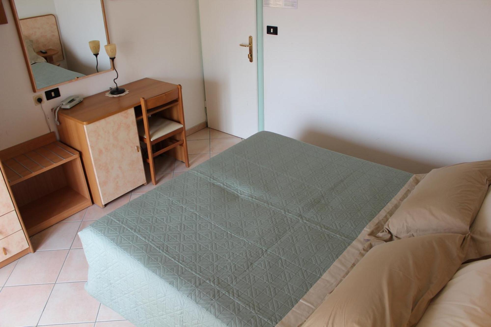 Hotel Verdemare Rímini Habitación foto