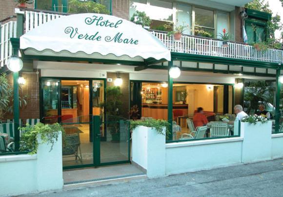 Hotel Verdemare Rímini Exterior foto